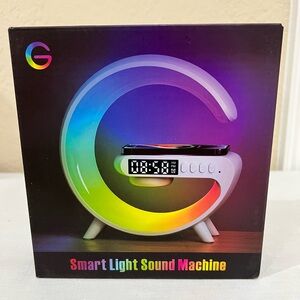 Smart Life Assistant with Wireless Charging and Alarm Clock